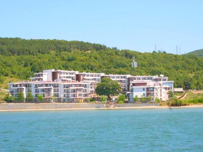 Private Apartments In Privilige Fort Beach Elenite Buitenkant foto