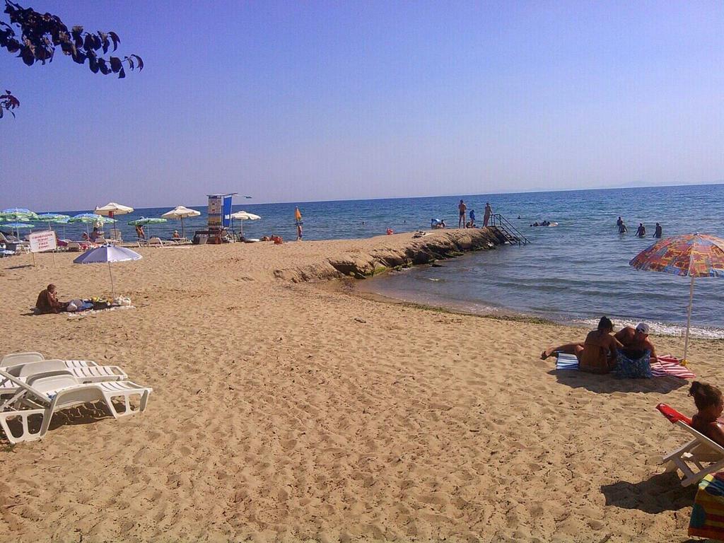 Private Apartments In Privilige Fort Beach Elenite Buitenkant foto